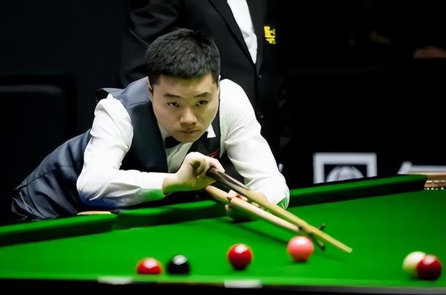 他始终注重 他始终注重